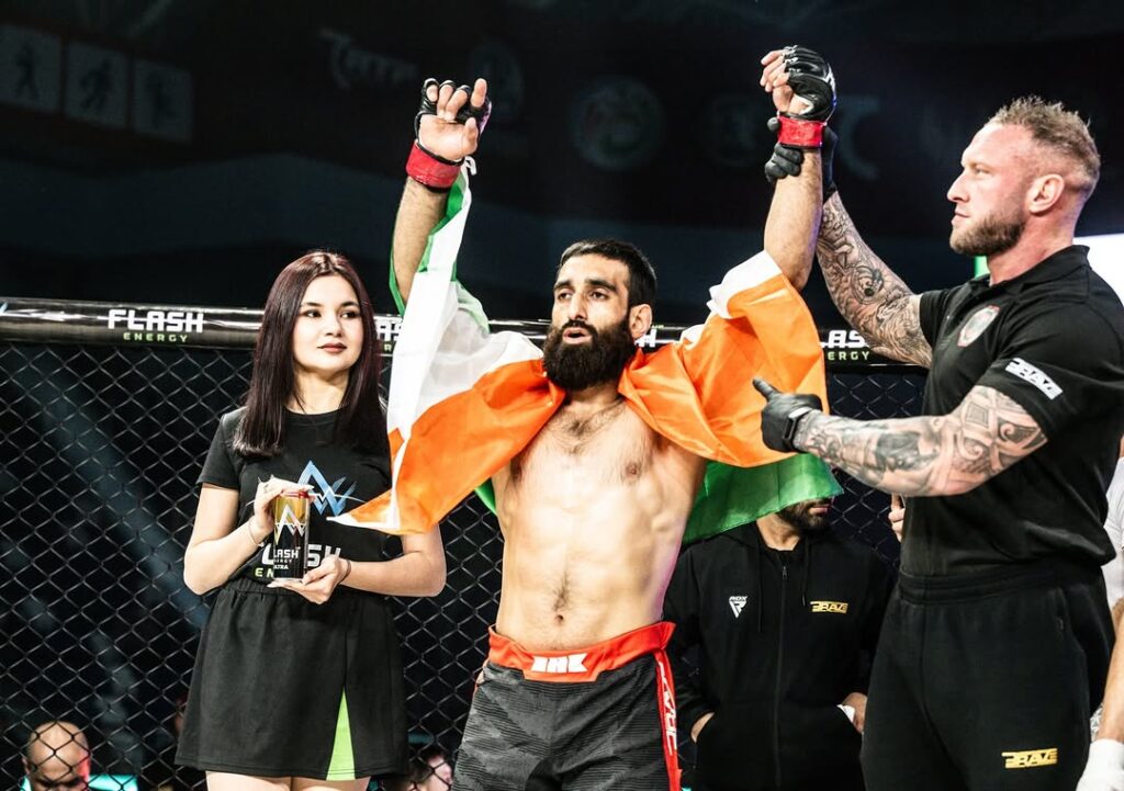 ''Owais-yaqoob-fight-proud-India-jpge